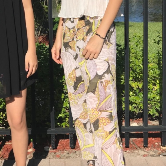 Pants - Picture 3 of 4